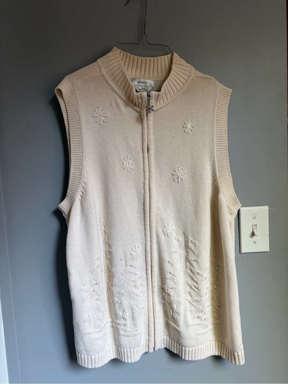 CJ Banks Cream Zip-Front Sleeveless Sweater Vest